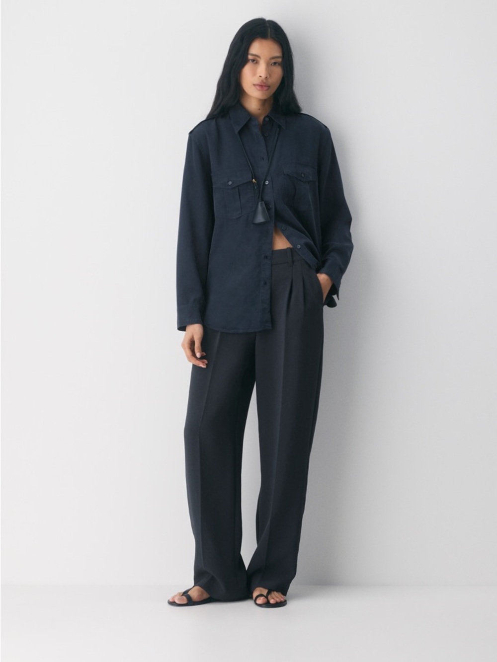 Aritzia Wilfred Effortless Pant Navy